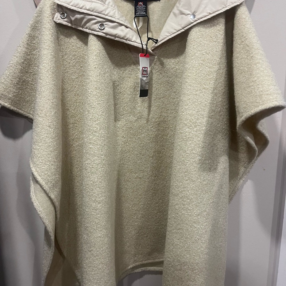 Avalanche Beige Hooded Outerwear